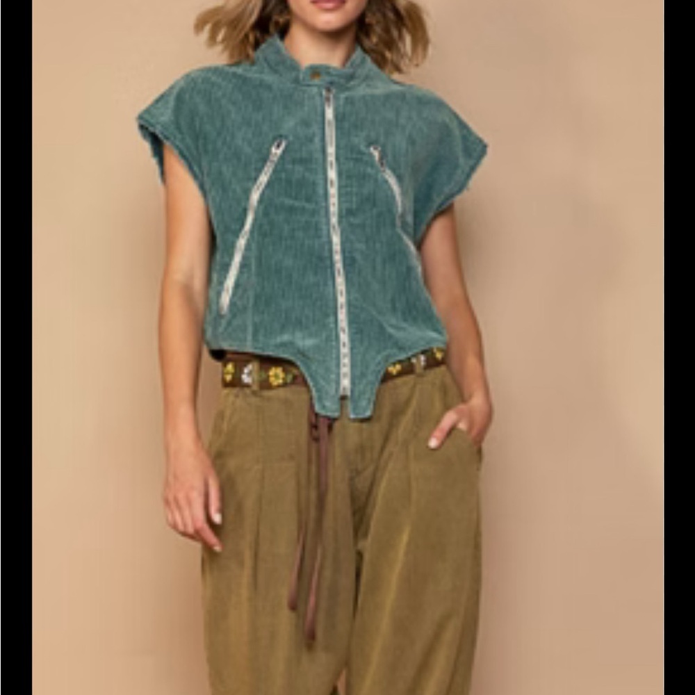 POL Teal‎ Textured Sleeveless Top